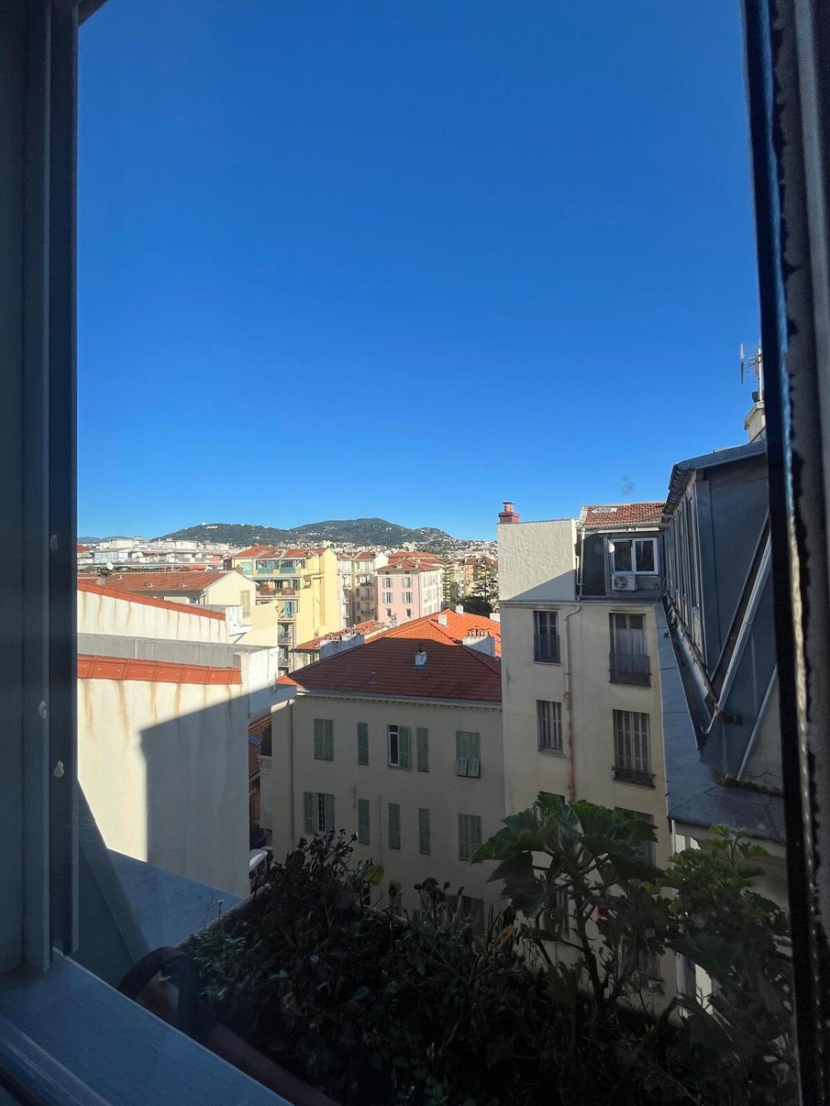 Gounod - Cosy Dans Le Centre De Nizza